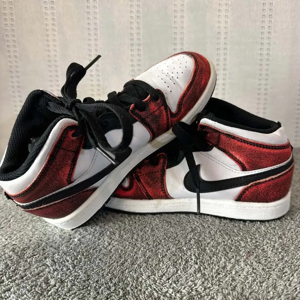 Jordan Kids Air Jordan 1 Mid SE 